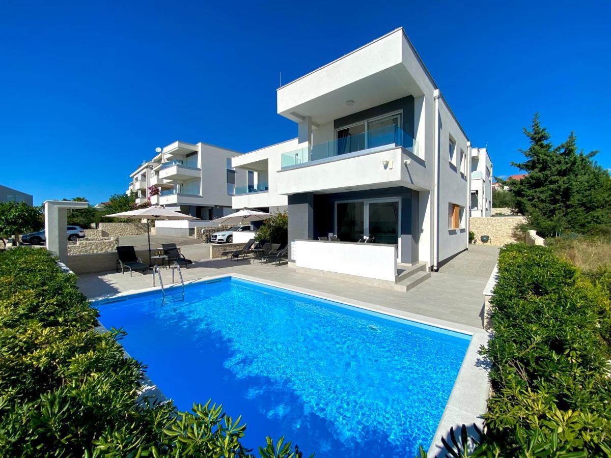 Fantasy Pool Villa Novalja Eksteriør bilde